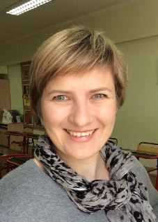 Ms Yulia